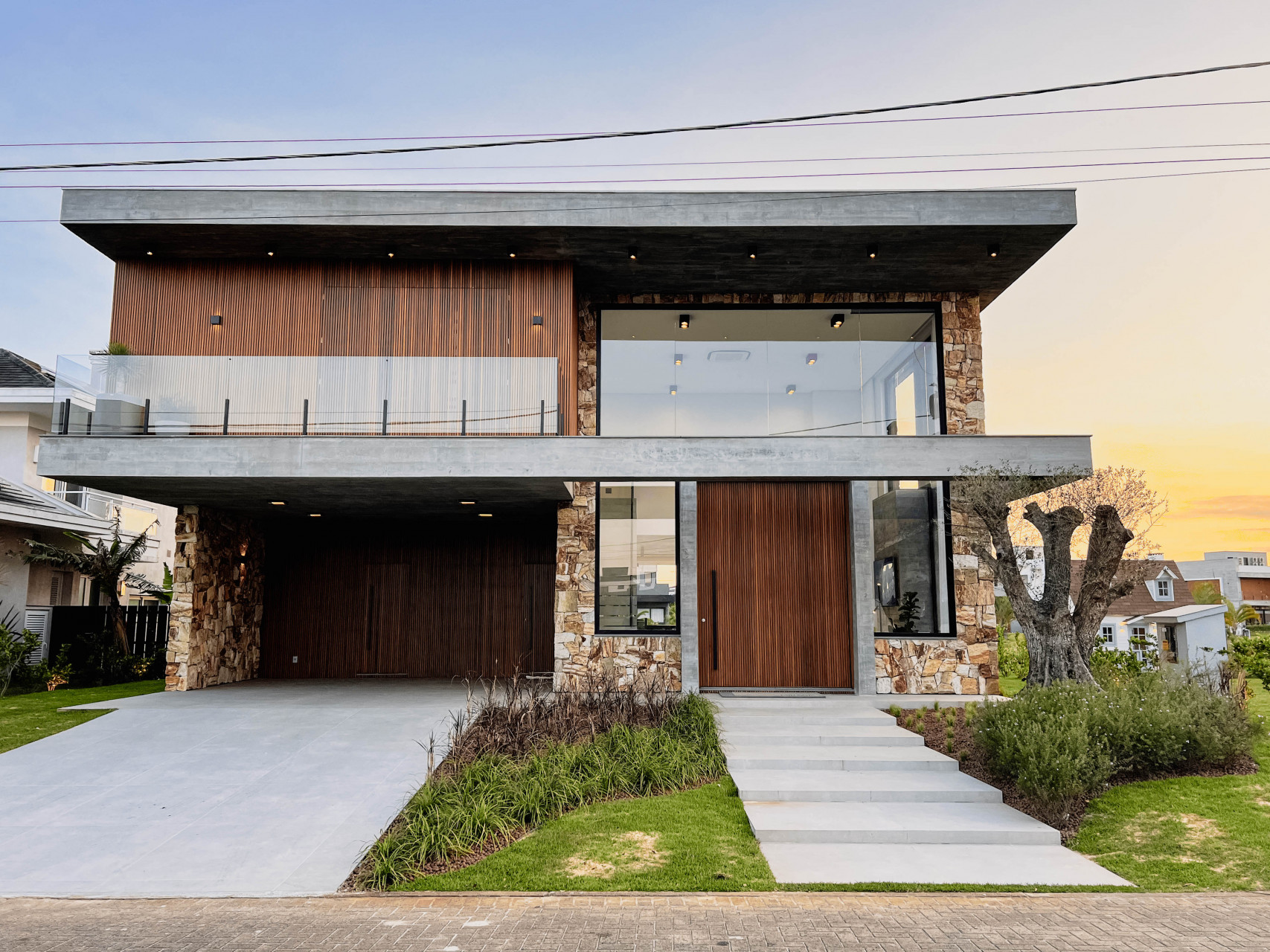 Casa Mirage OceanSide