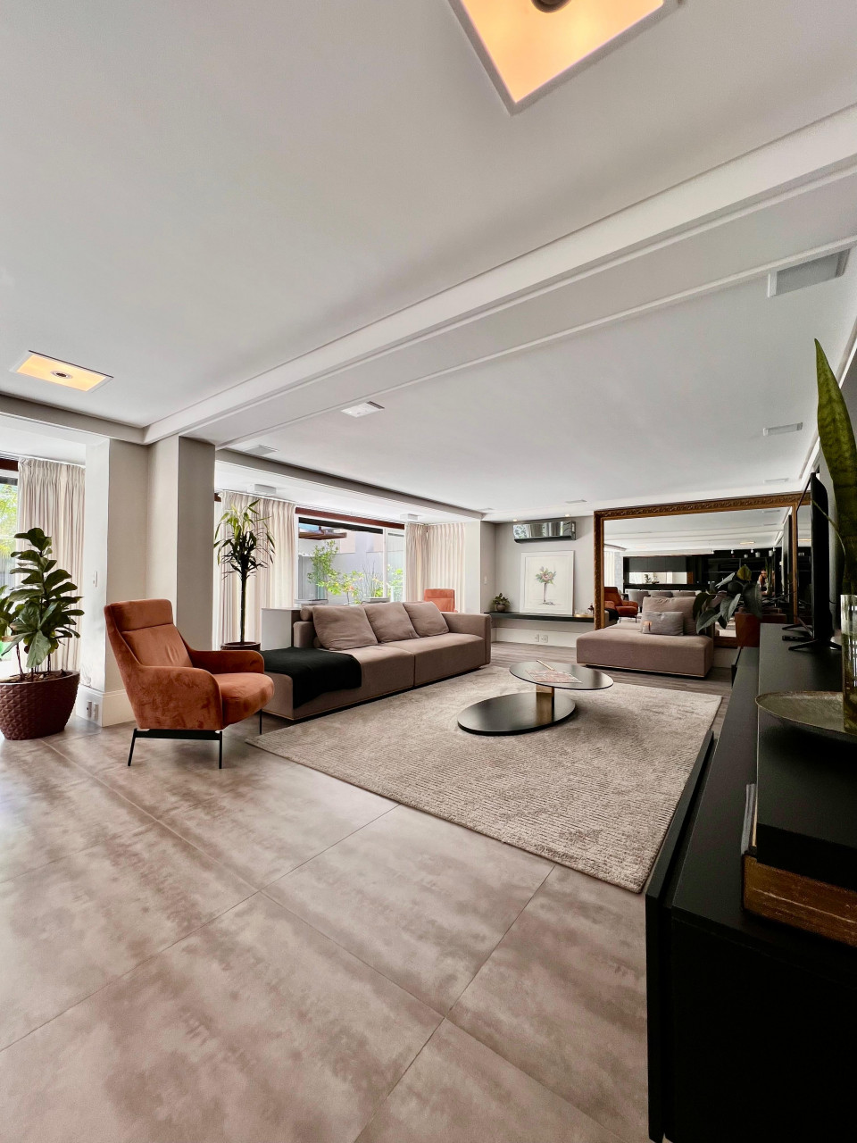 Residencial Plaza Elysées