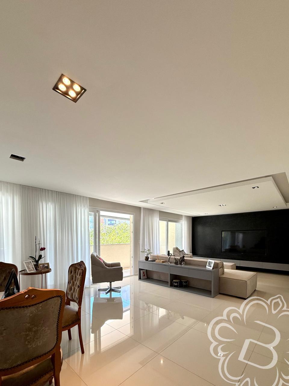 https://www.imoveisbliss.com.br/img/m/0/0/arquivos/05e2be6611fc084b6b1d422535f3652efaf44466.jpg