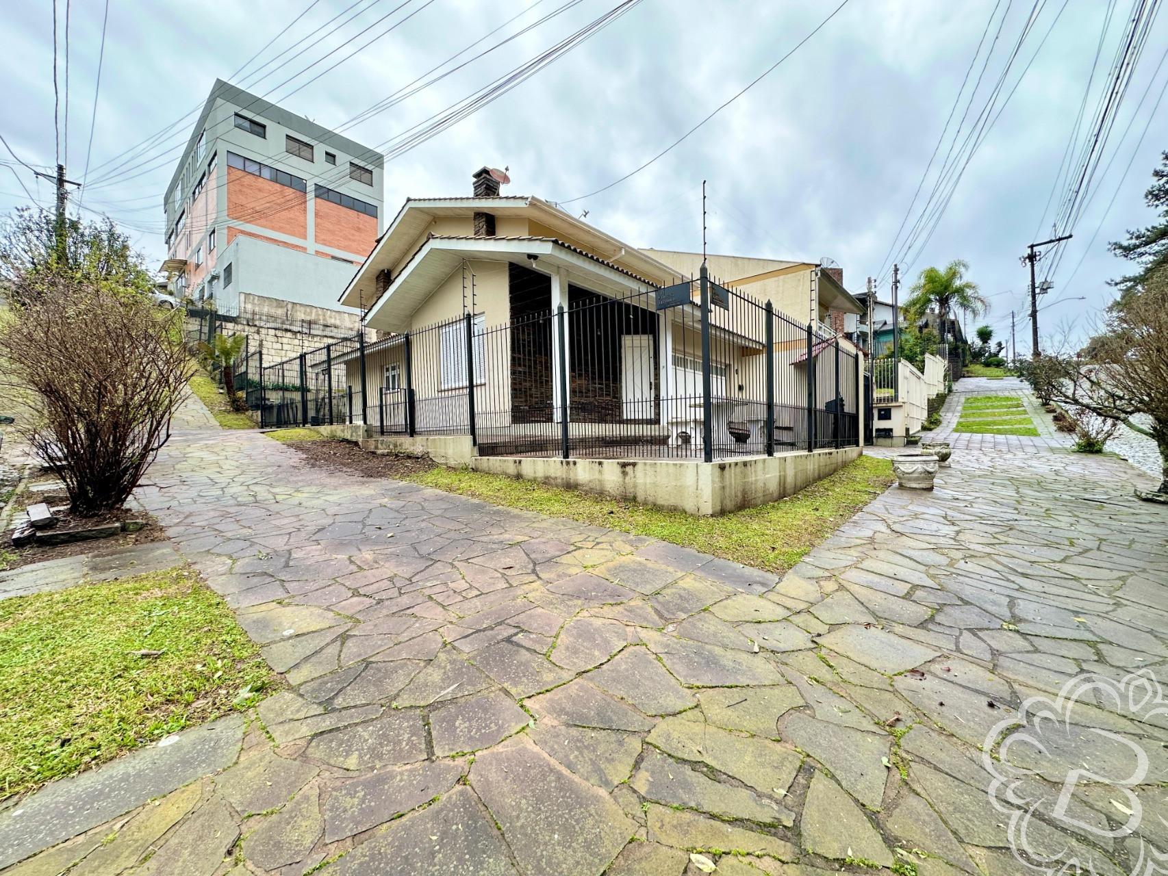 https://www.imoveisbliss.com.br/img/m/0/0/arquivos/09818f35bddb85bfdf886c61348a8c2bfa656a3f.jpg