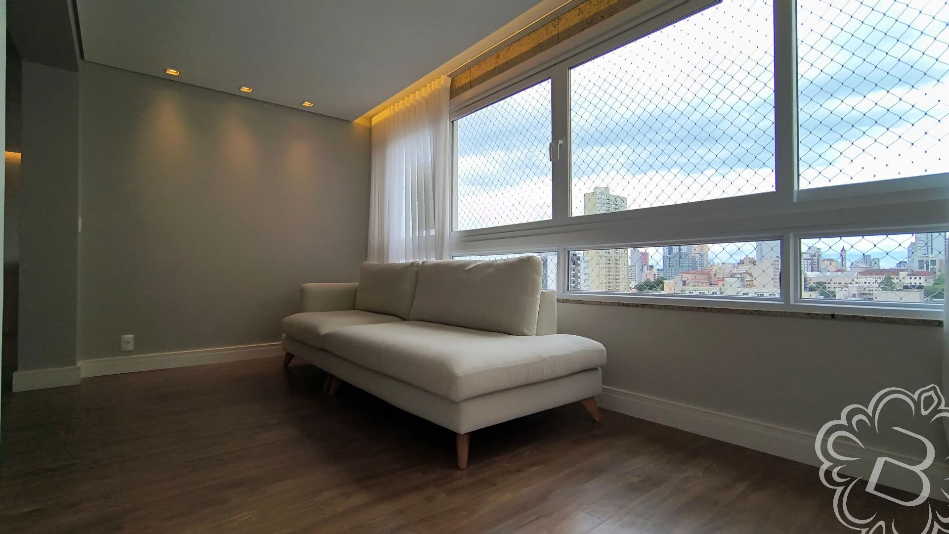 Eiffel Residence Exposição