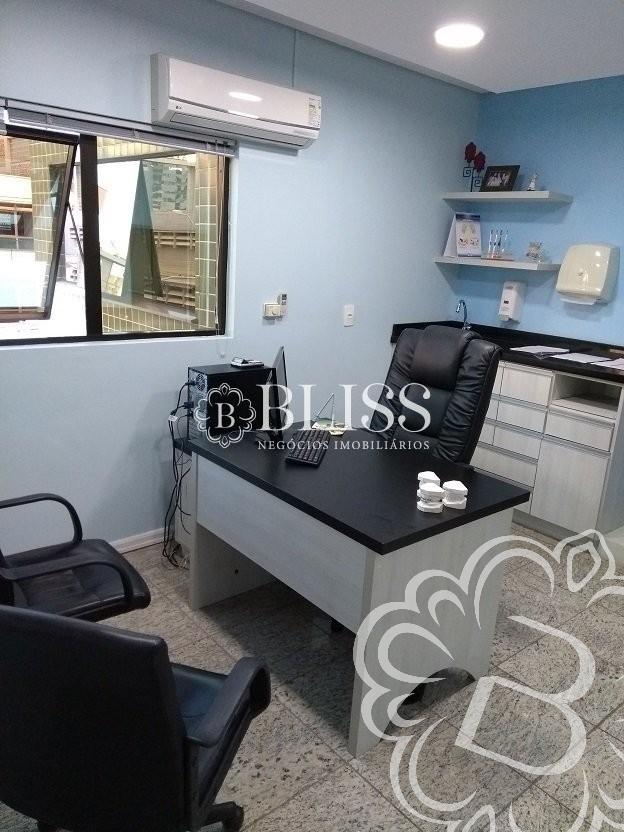 https://www.imoveisbliss.com.br/img/m/0/0/arquivos/10149333fed2b990d2c9a5705a7642f35efaa387.jpg