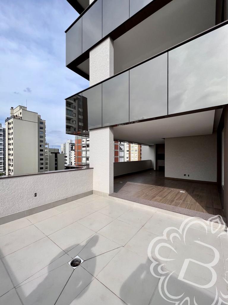 https://www.imoveisbliss.com.br/img/m/0/0/arquivos/1192553b5f87f4608da3256c7bd85fdce6da5803.jpg