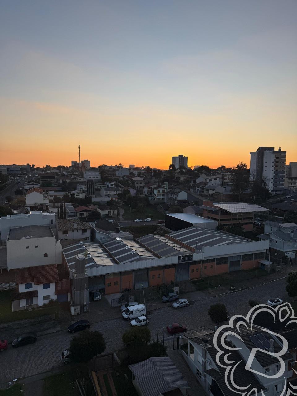 https://www.imoveisbliss.com.br/img/m/0/0/arquivos/11a60c730529d7ea568d3cde09582bb9a3fc123f.jpg