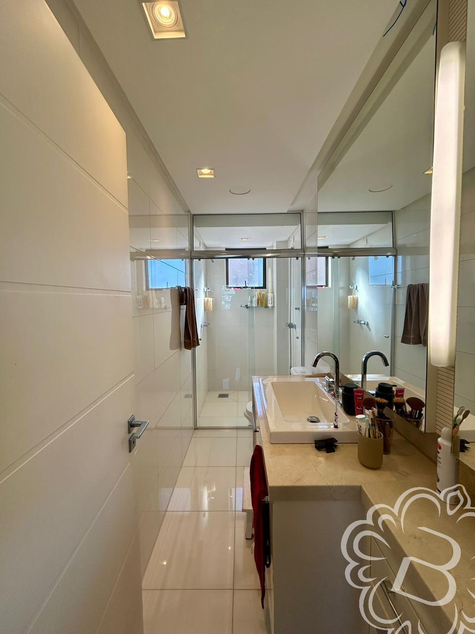 https://www.imoveisbliss.com.br/img/m/0/0/arquivos/15953fba1343234f76374a5729bce2d711379c93.jpg
