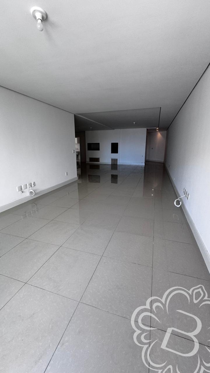 https://www.imoveisbliss.com.br/img/m/0/0/arquivos/1678faaccdd69eb26ef481593ab05f5ad620f81a.jpg