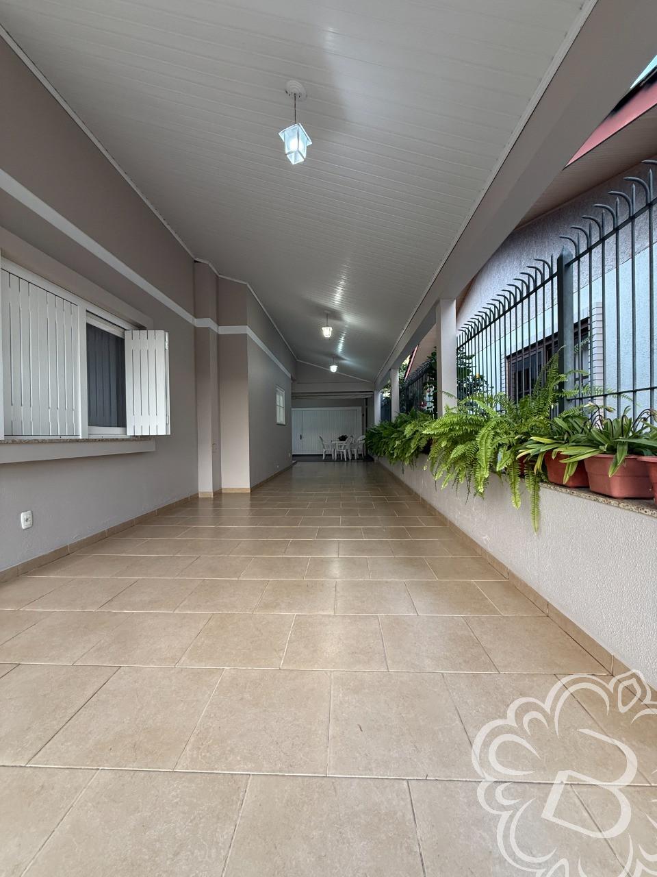 https://www.imoveisbliss.com.br/img/m/0/0/arquivos/1e4070ddbd174d0bf8d026c30d40ba924068577c.jpg
