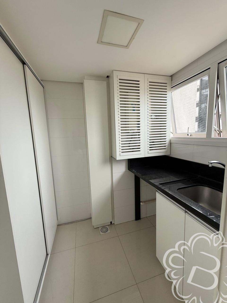 https://www.imoveisbliss.com.br/img/m/0/0/arquivos/219badfb05cdfc564836e3faf13ecff87ff3804b.jpg