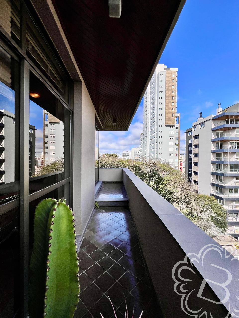 https://www.imoveisbliss.com.br/img/m/0/0/arquivos/2406d0db159462501350390bfdb41416f173cfba.jpg