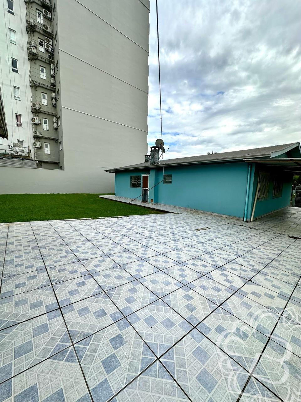 https://www.imoveisbliss.com.br/img/m/0/0/arquivos/265a0282e2003ea07a2b3d59f1284fd12967653d.jpg