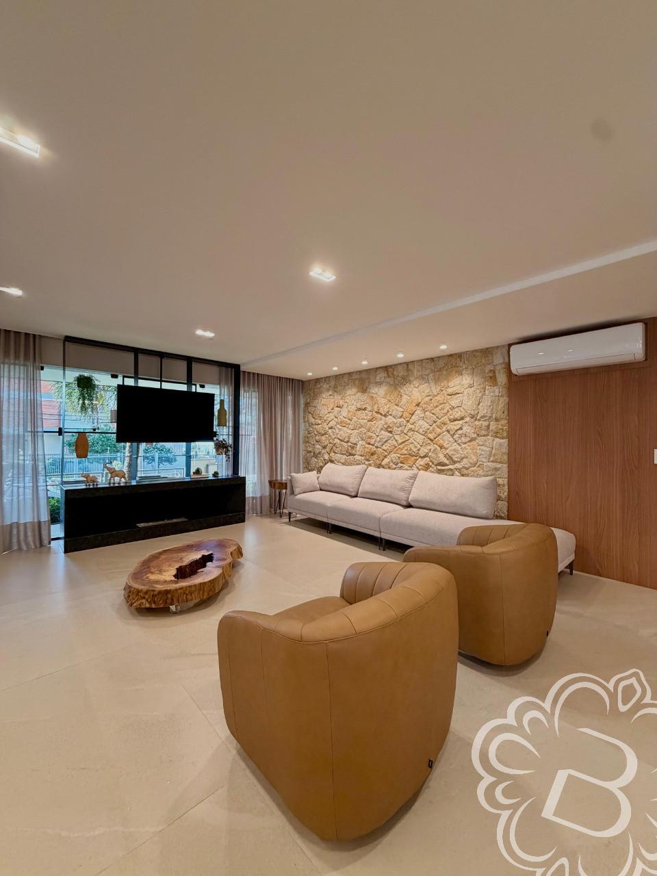 https://www.imoveisbliss.com.br/img/m/0/0/arquivos/270ca285015c8a1c144f100833a452afa6f025de.jpg