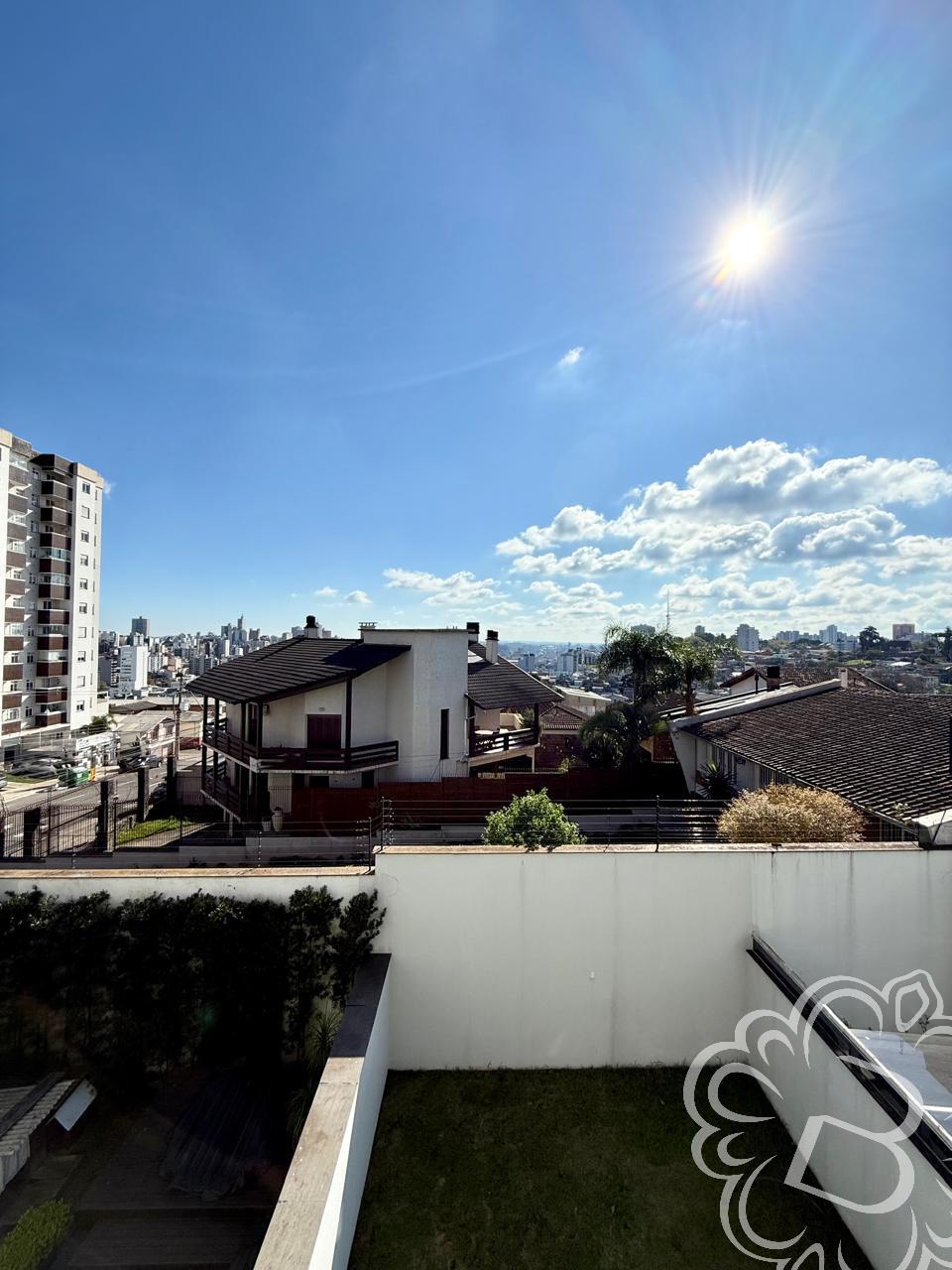 https://www.imoveisbliss.com.br/img/m/0/0/arquivos/2bacbac4fef5b30e788a159088e58249462c6481.jpg