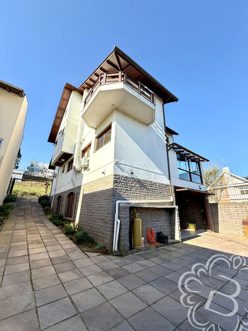 https://www.imoveisbliss.com.br/img/m/0/0/arquivos/2e3bca5c02f7a3cf9e0f41ea14747505fb058354.jpg