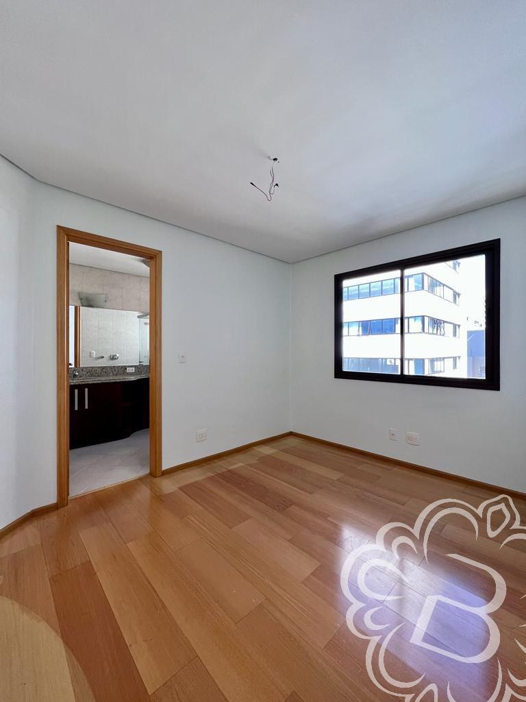 https://www.imoveisbliss.com.br/img/m/0/0/arquivos/32841badbe6307796d5b8b09687366faf5cb31cf.jpg