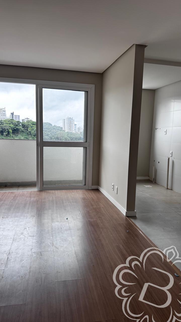 https://www.imoveisbliss.com.br/img/m/0/0/arquivos/32a9737a4f85f1196f6ff52a427fa0ca7c8e980e.jpg