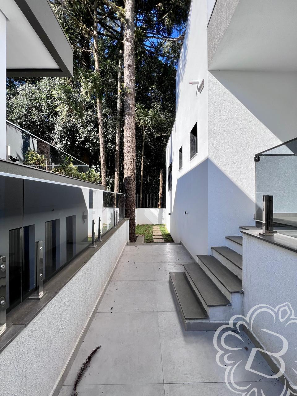 https://www.imoveisbliss.com.br/img/m/0/0/arquivos/33ba191bb3bc98ad9200592b0fc002bd67337b10.jpg