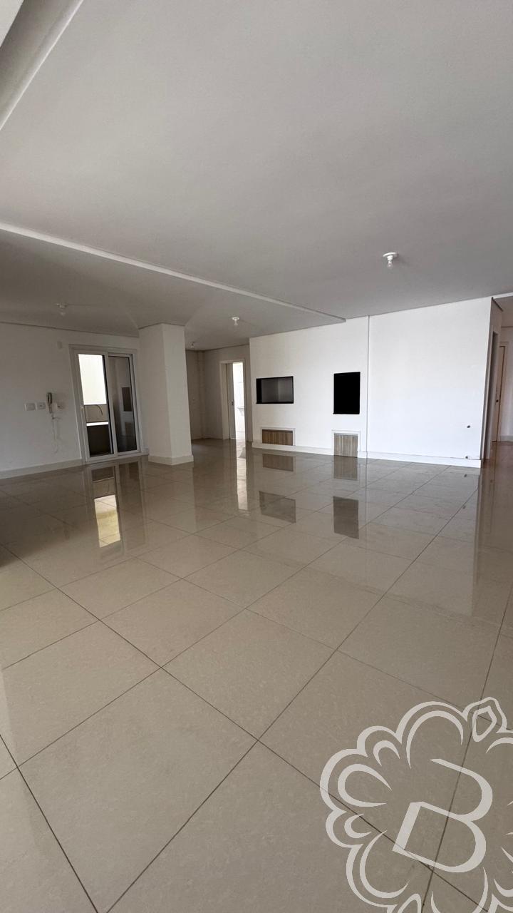 https://www.imoveisbliss.com.br/img/m/0/0/arquivos/3505def75dc62232506662e4ab94865bb589d5ac.jpg