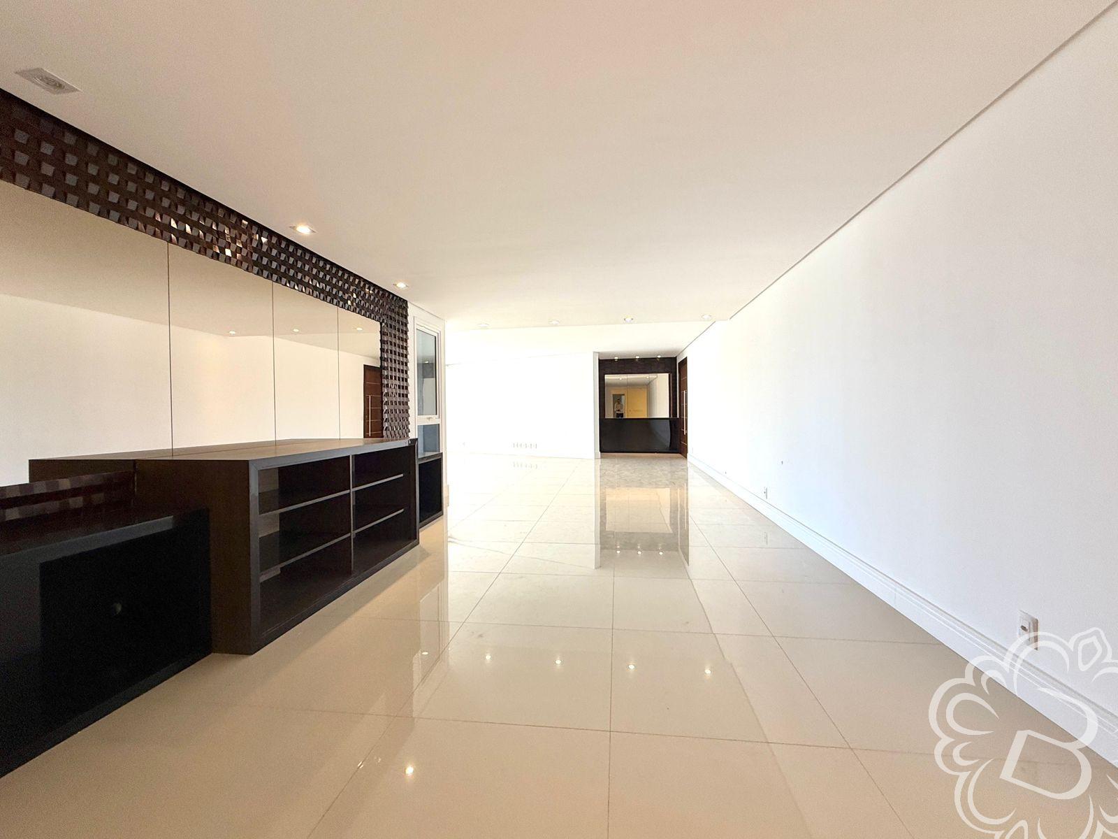 https://www.imoveisbliss.com.br/img/m/0/0/arquivos/38701b57eba6b6e6de4bb9e363ff23a25bd96d86.jpg