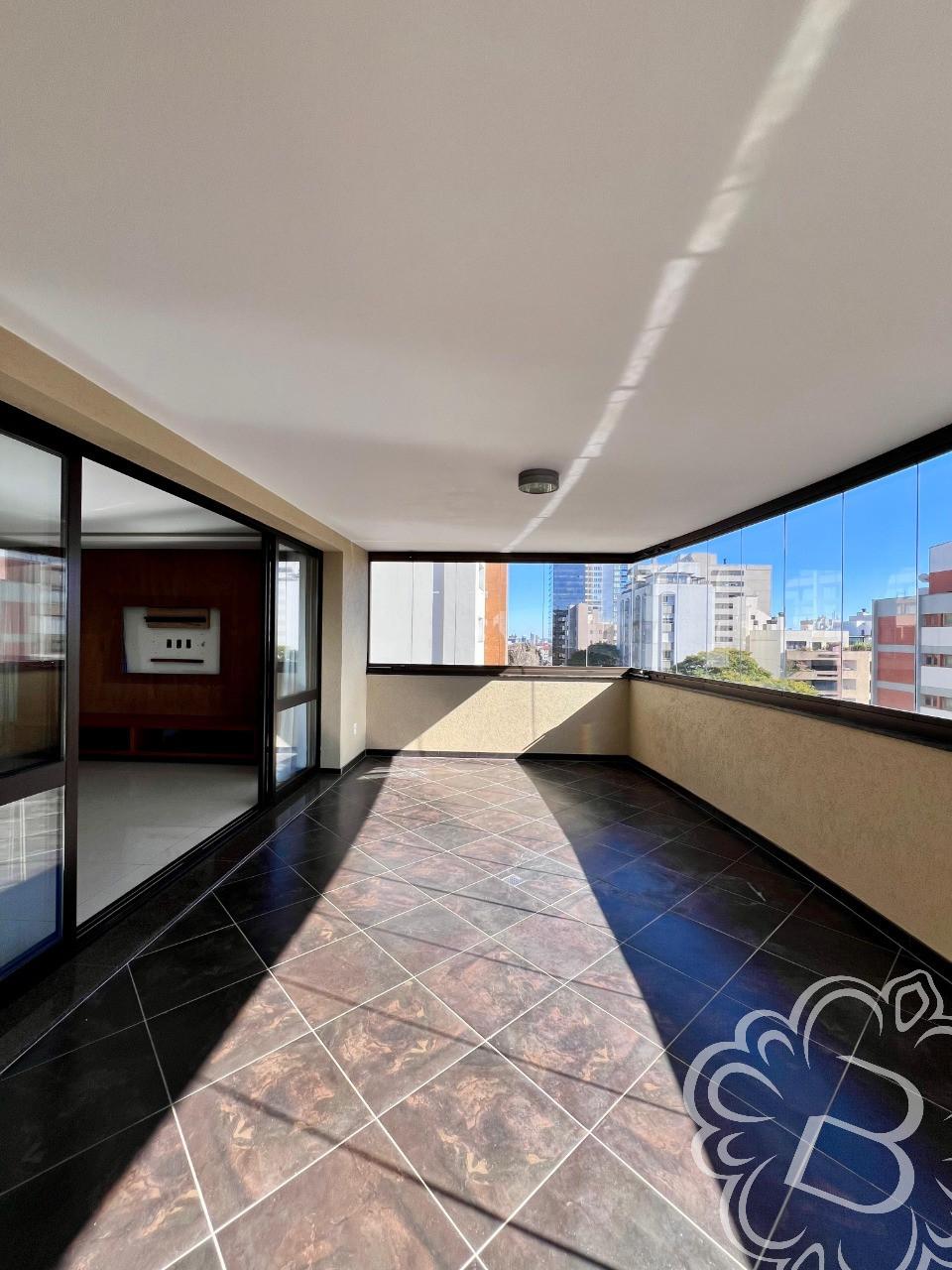 https://www.imoveisbliss.com.br/img/m/0/0/arquivos/39183592b7017dec3228de4a8fc0e7b68e3cc763.jpg