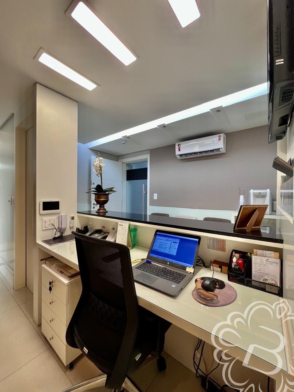 https://www.imoveisbliss.com.br/img/m/0/0/arquivos/3ab88aaf596b5ebc0b925e7b2a69f9a6b5d5e689.jpg