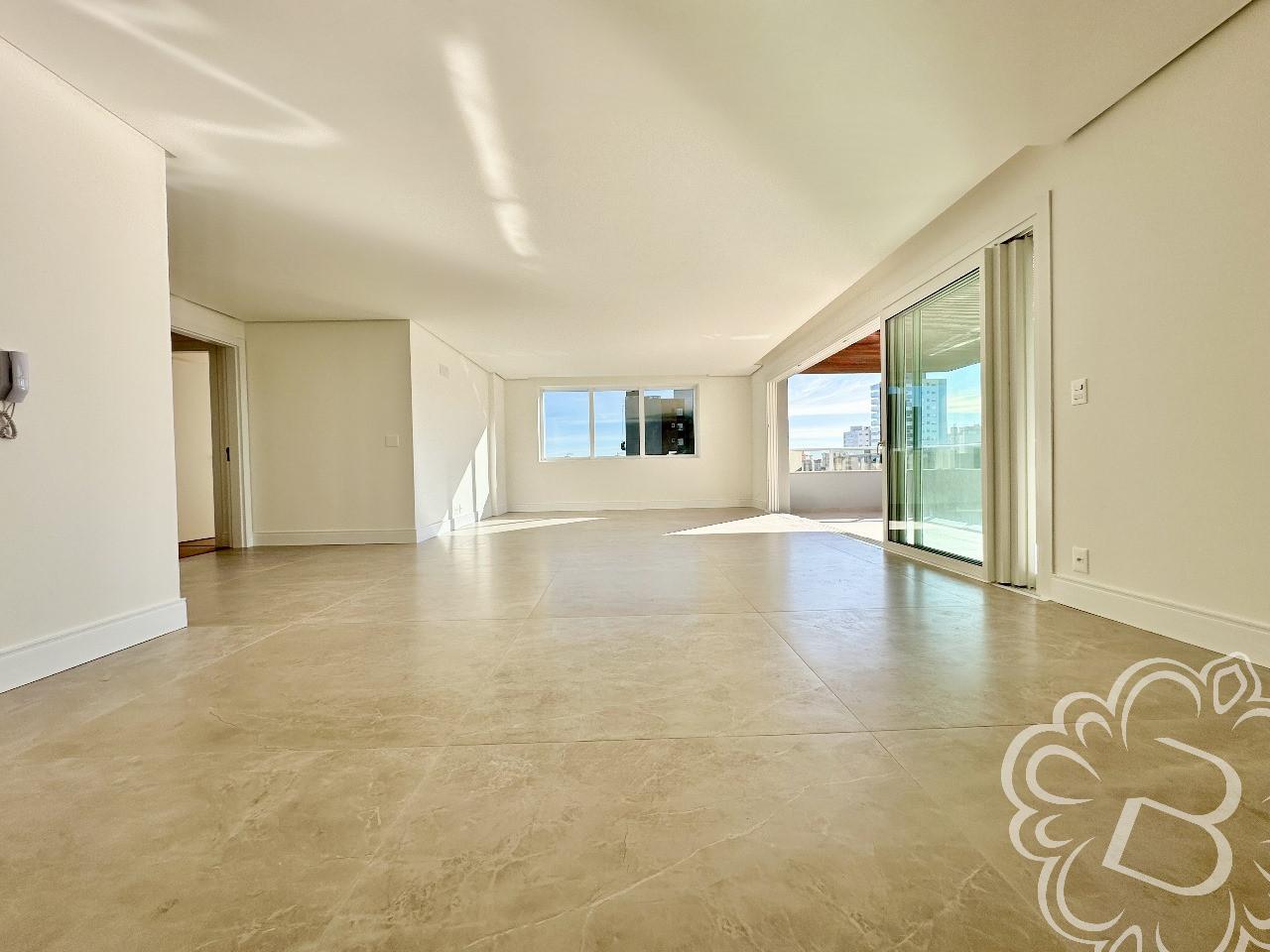 https://www.imoveisbliss.com.br/img/m/0/0/arquivos/3e4ec5f1c0a7554f2b292bece8d6d8587f600607.jpg