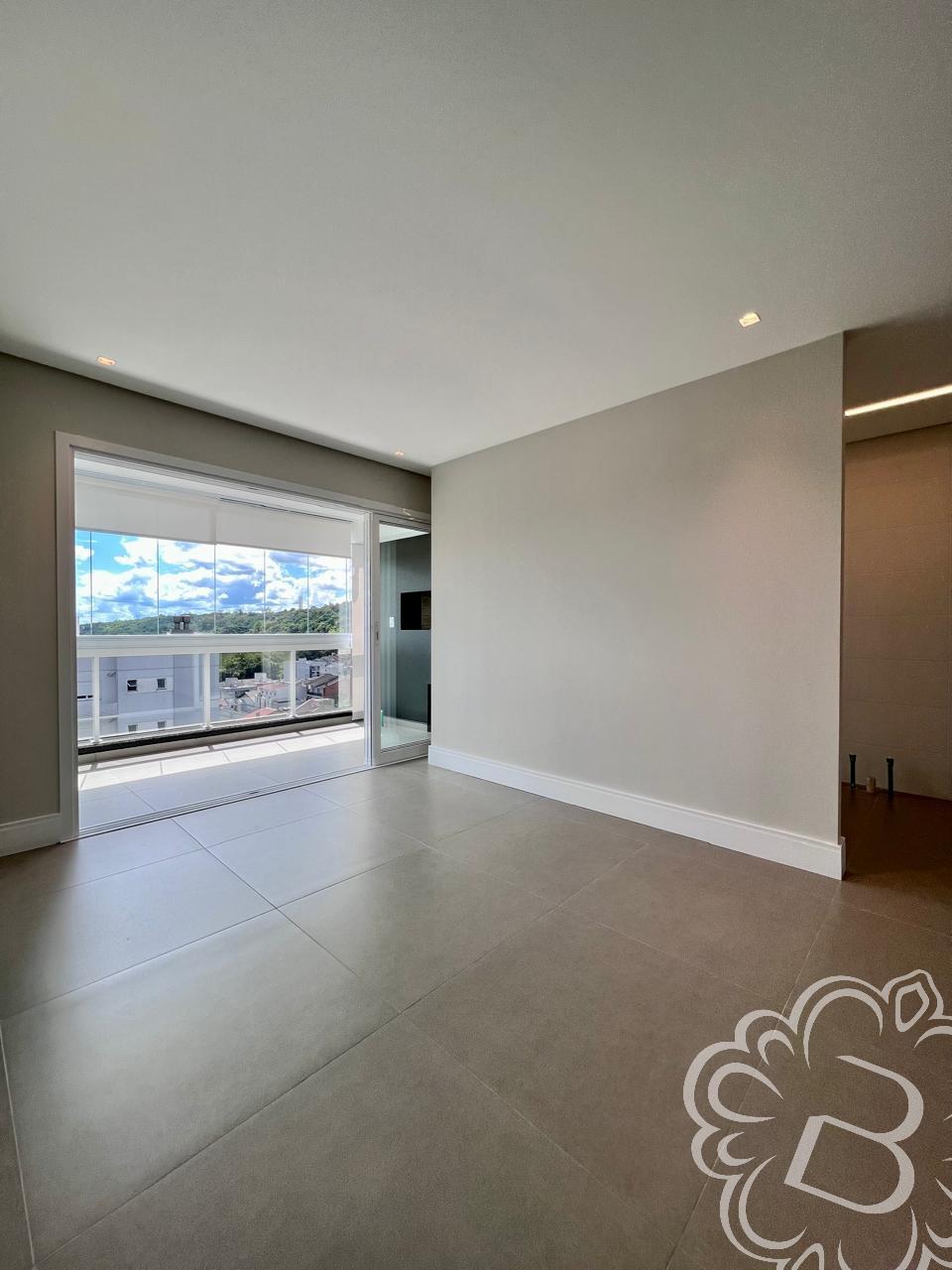 https://www.imoveisbliss.com.br/img/m/0/0/arquivos/3f0f359261e64e9a7fa503046624dc0db119d2c5.jpg