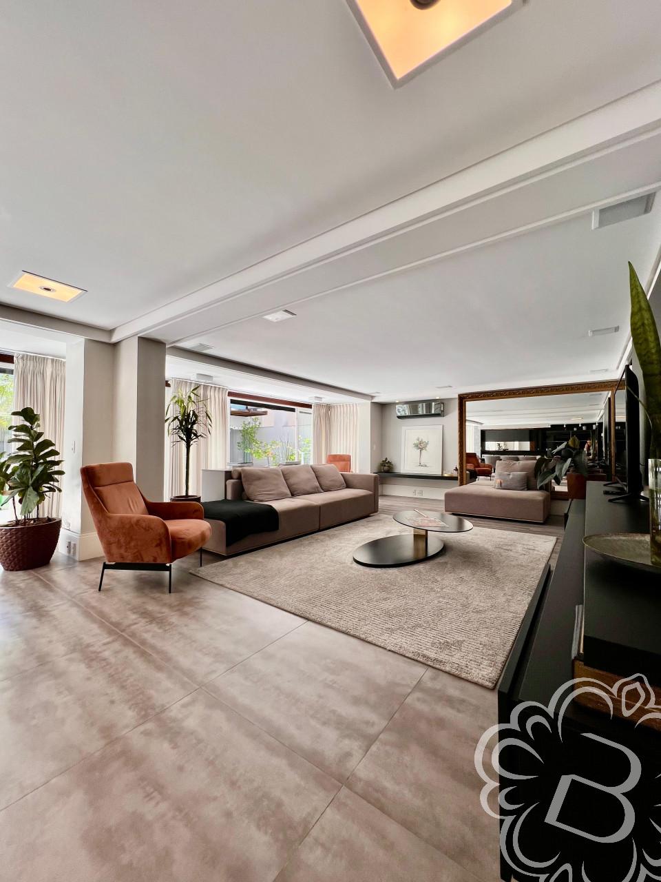 Residencial Plaza Elysées