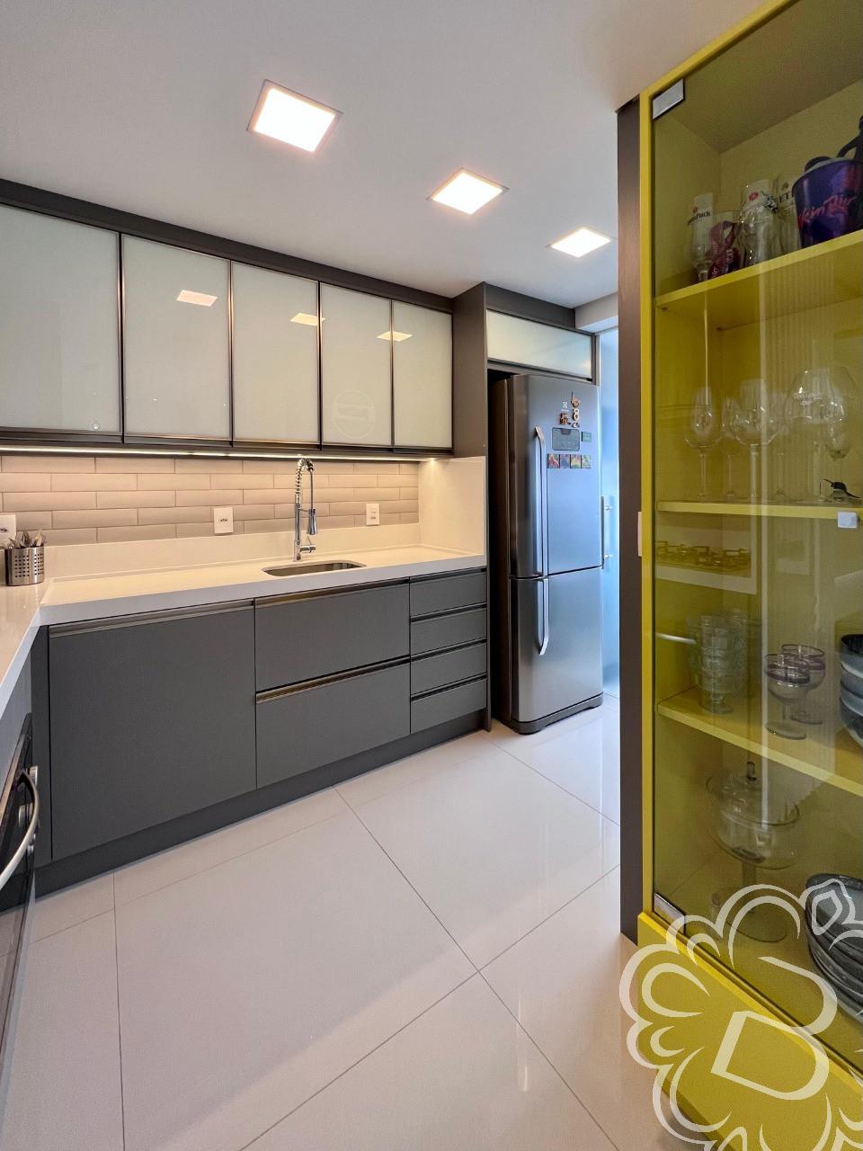https://www.imoveisbliss.com.br/img/m/0/0/arquivos/49c82e7c9ea4701bdb607428b89ef68dbc1d7655.jpg