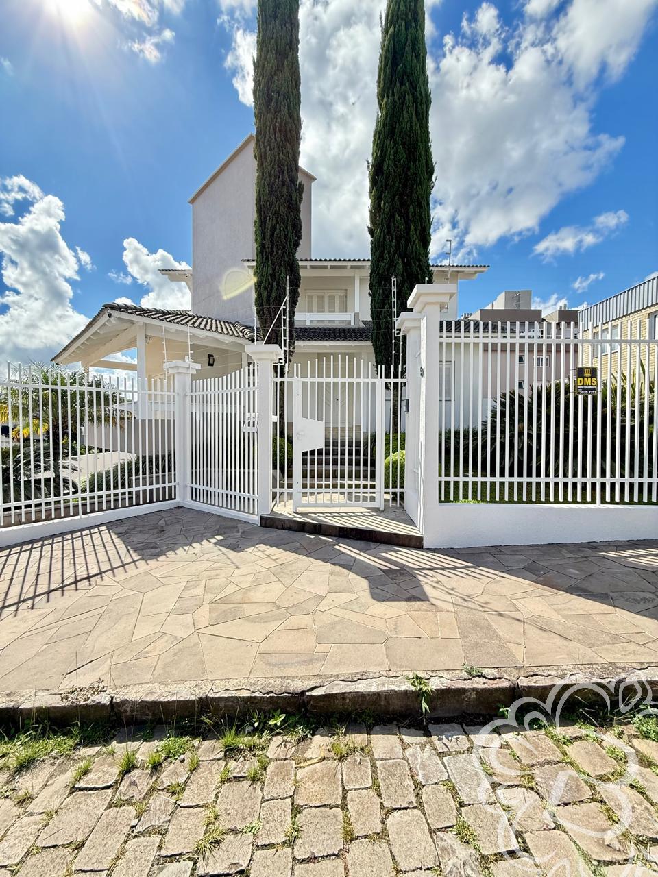 https://www.imoveisbliss.com.br/img/m/0/0/arquivos/4f26375c4b64cdf44d3c42c5c191db1a629c905d.jpg