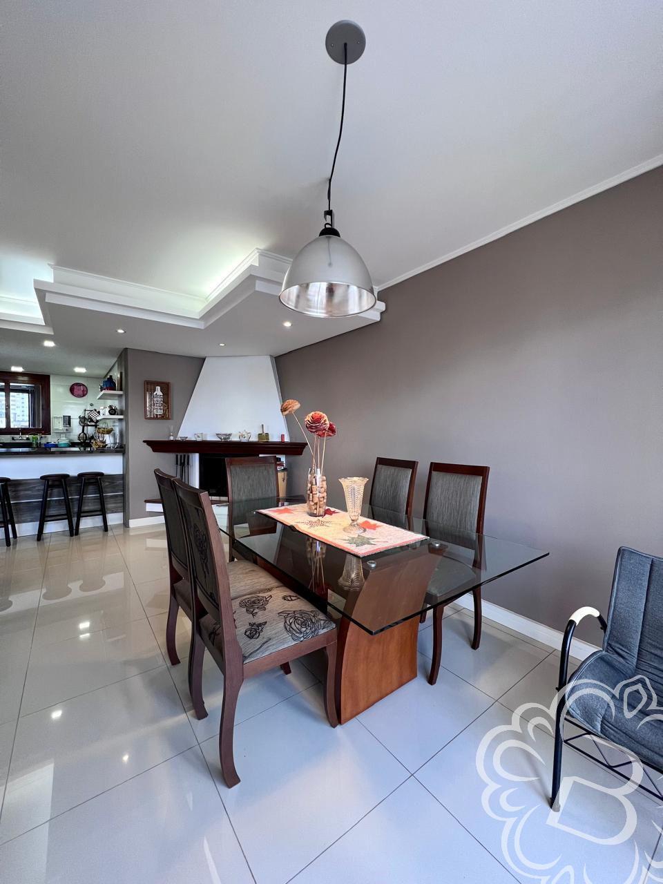 https://www.imoveisbliss.com.br/img/m/0/0/arquivos/51b7559029fdfdc5773f41c5396d6e3d3cf5c2d5.jpg