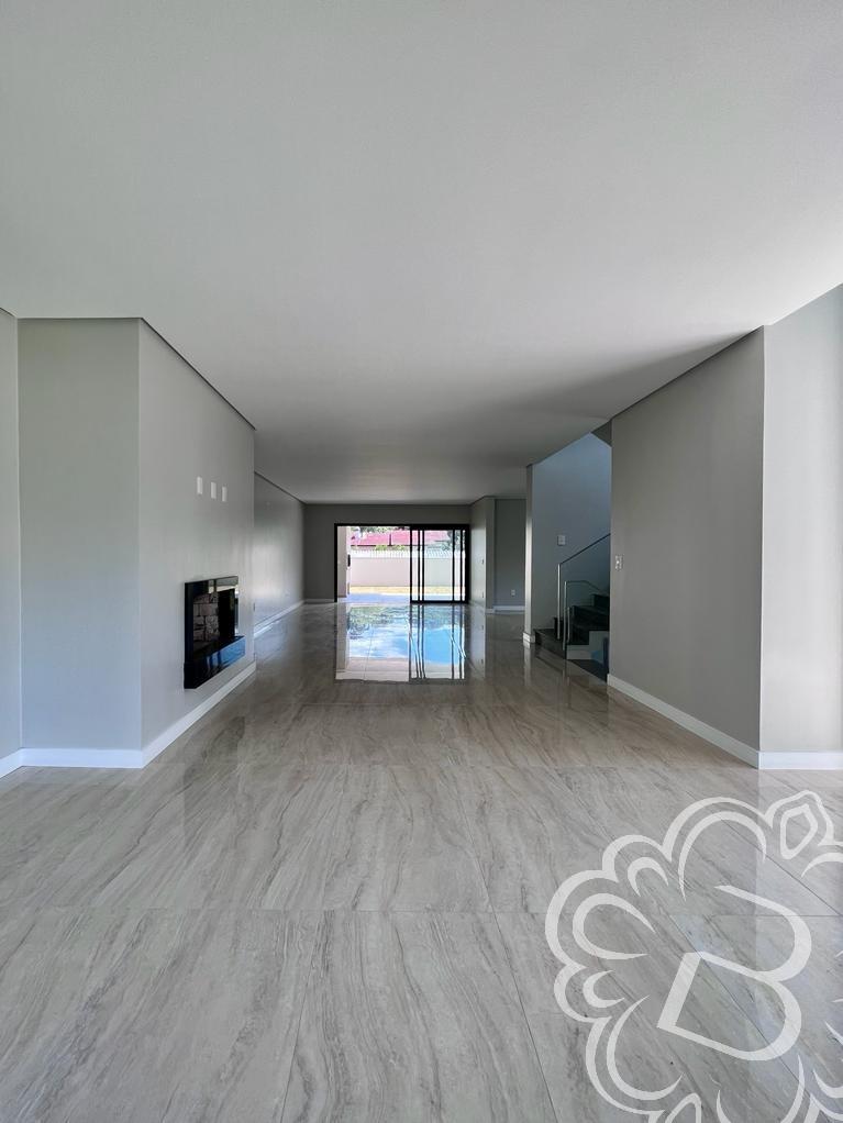 https://www.imoveisbliss.com.br/img/m/0/0/arquivos/57475b304bc2ebfcd406b25c32f5aa1958b651fb.jpg