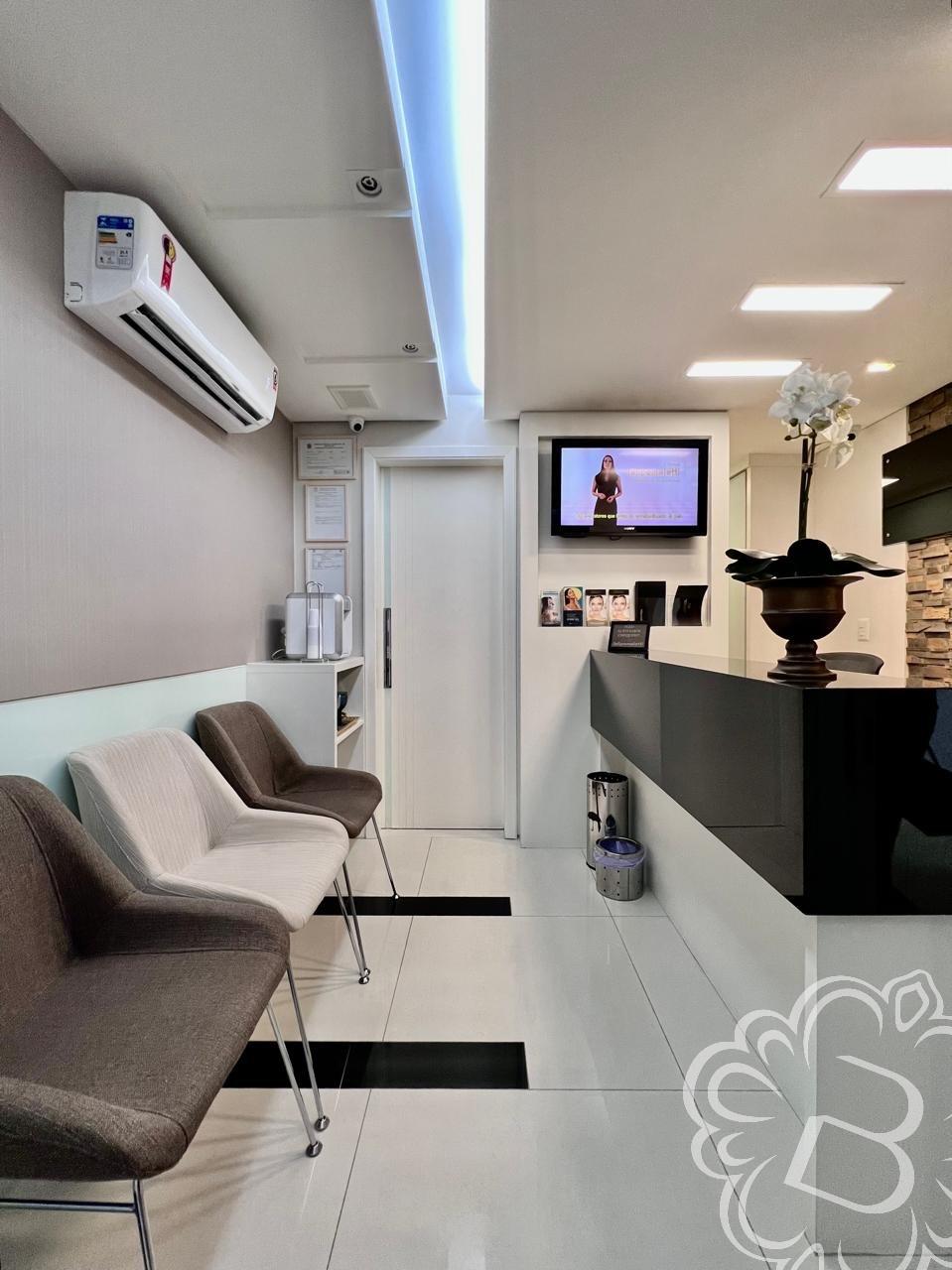 https://www.imoveisbliss.com.br/img/m/0/0/arquivos/590d129d87f258fdffec47f1e02bdb61ef1ccf2e.jpg