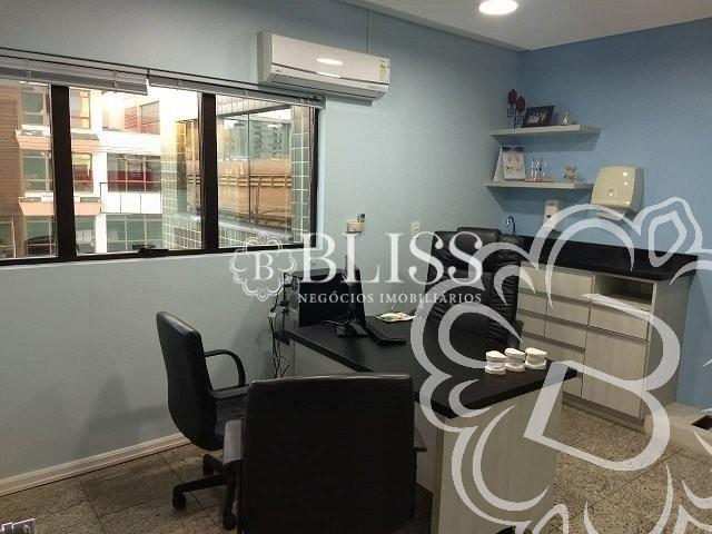 https://www.imoveisbliss.com.br/img/m/0/0/arquivos/5c323391ccfc5b6dbf3fe096a317b58dd7bd43d8.jpg