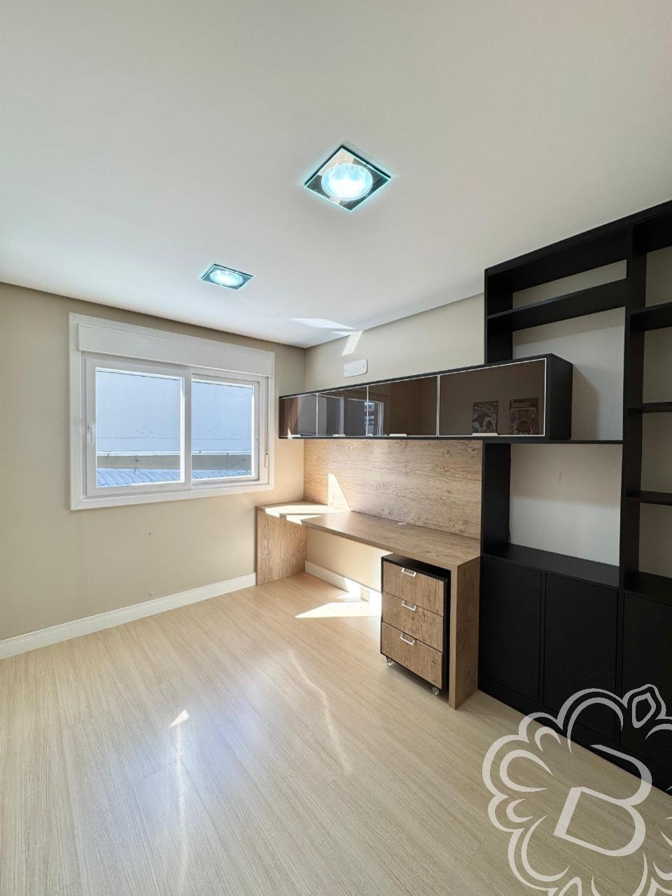 https://www.imoveisbliss.com.br/img/m/0/0/arquivos/5cb9d870881e767750577d3c25d758d608943e93.jpg