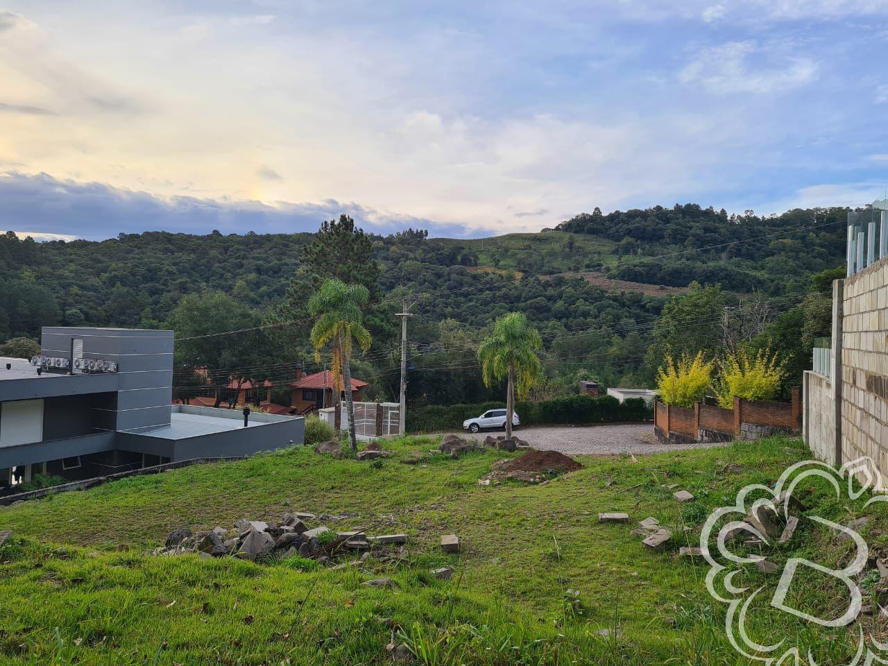 Terreno no Condomínio Condado Angel