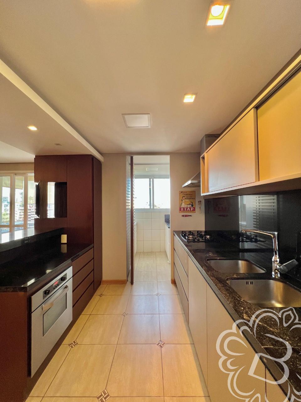 https://www.imoveisbliss.com.br/img/m/0/0/arquivos/685b9e8f426704cc84bc5f33a0c718ff936b703e.jpg