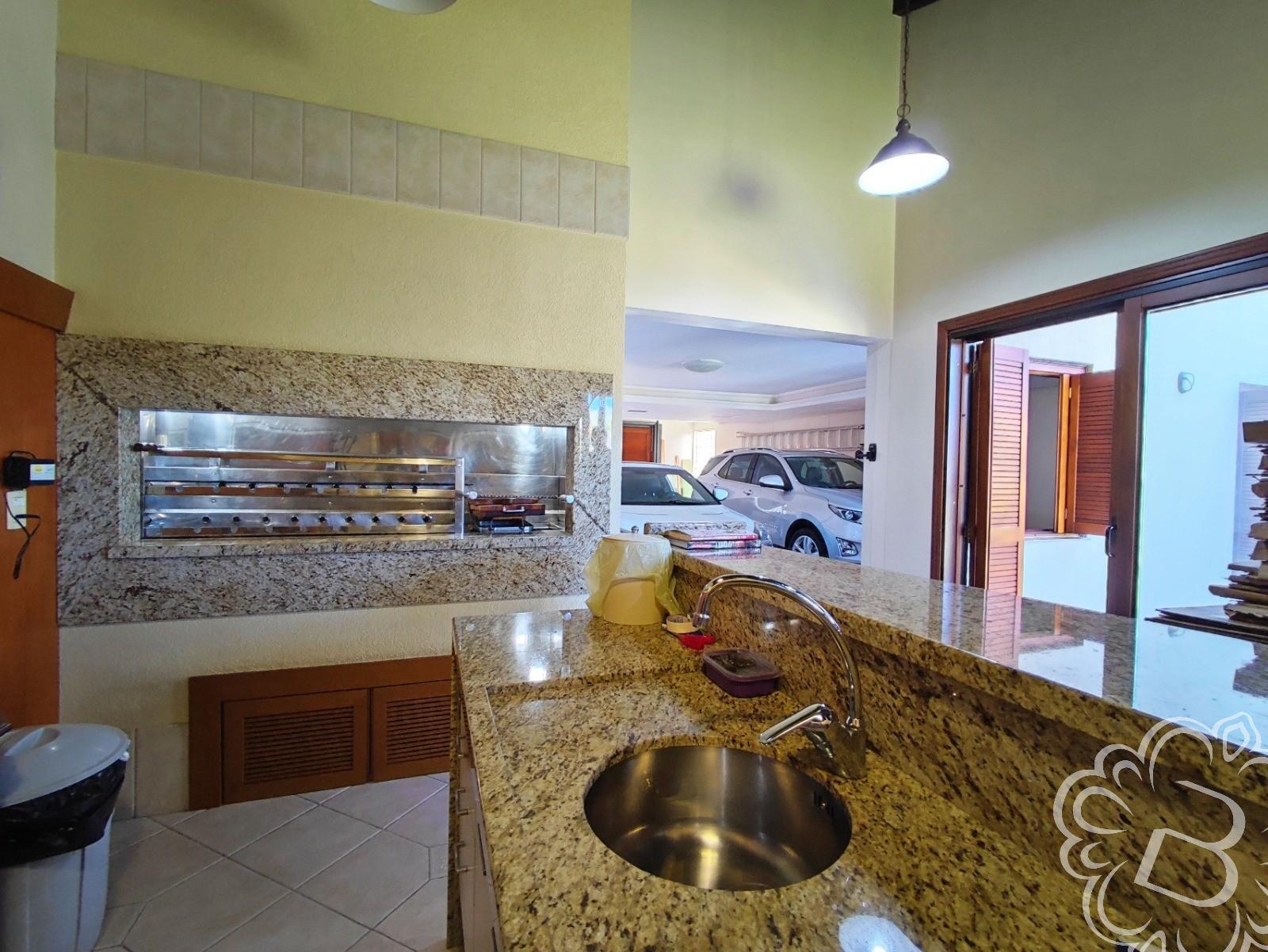 https://www.imoveisbliss.com.br/img/m/0/0/arquivos/689b87fea9ebe507ad3b071ffc01ba923202958b.jpg