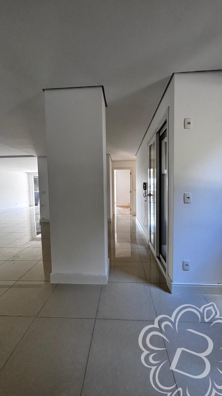https://www.imoveisbliss.com.br/img/m/0/0/arquivos/7013c89d4edc4cf0fc71b63c7d4dfc63425d963e.jpg