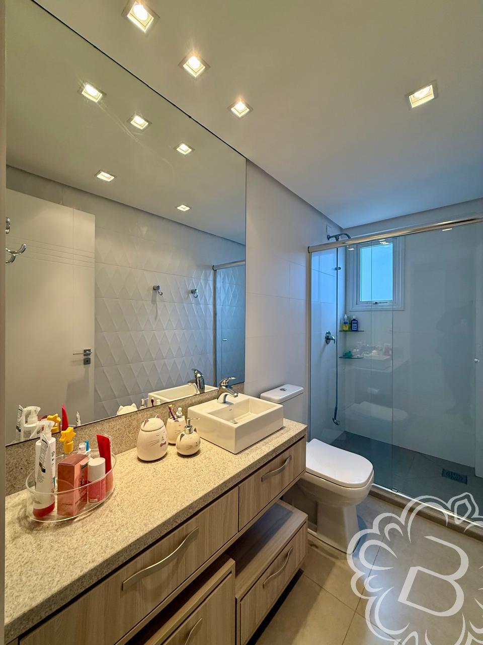 https://www.imoveisbliss.com.br/img/m/0/0/arquivos/7569fb677b694054a245280887fc083d74032829.jpg