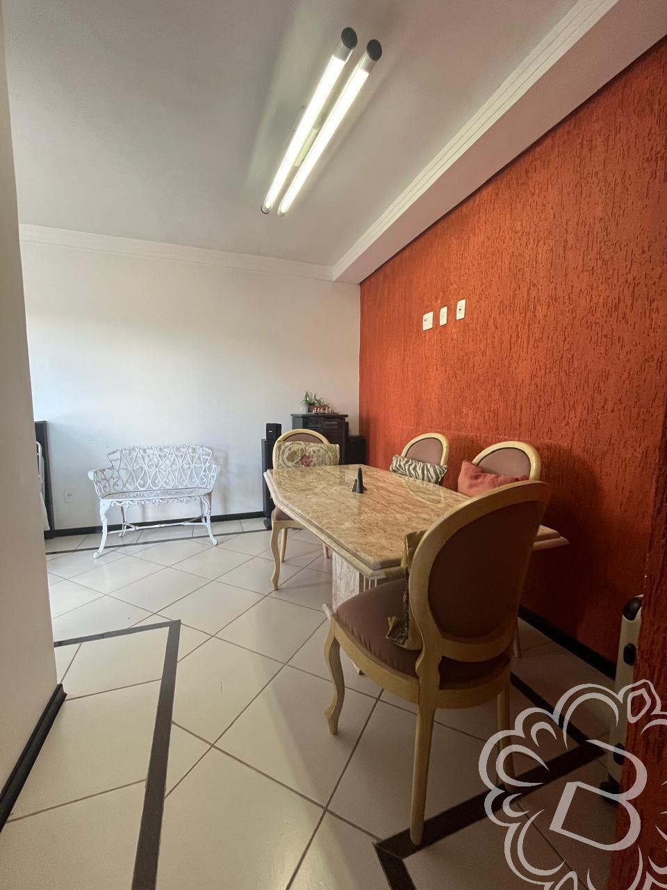 https://www.imoveisbliss.com.br/img/m/0/0/arquivos/77288021285d14e5a6ef456c00993a4cfcfe228c.jpg