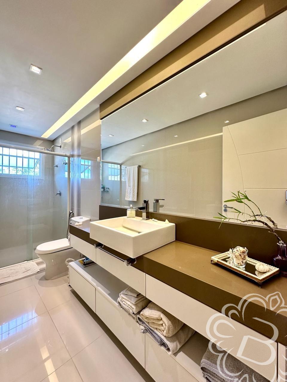 https://www.imoveisbliss.com.br/img/m/0/0/arquivos/77ef6ea2d183184f04f292550bc749c8dee5c531.jpg