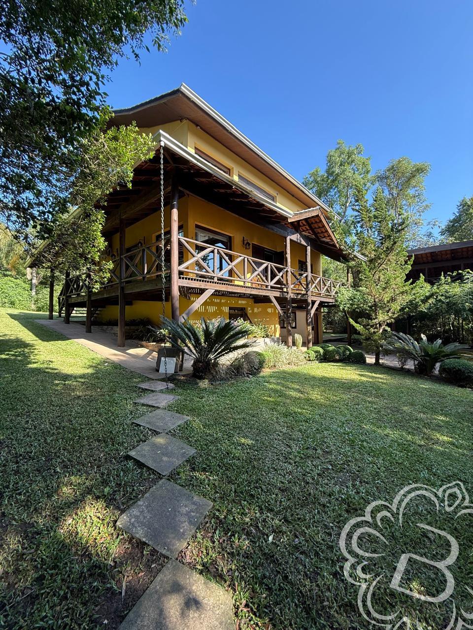 https://www.imoveisbliss.com.br/img/m/0/0/arquivos/7b4cbdb8de7a33a9add627011059e9b1f1ee9480.jpg