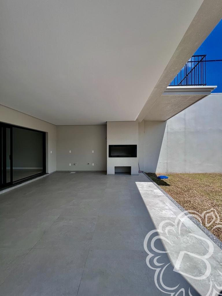 https://www.imoveisbliss.com.br/img/m/0/0/arquivos/7d25b1aa4754deef15e848bd637d4590a8ddec8d.jpg