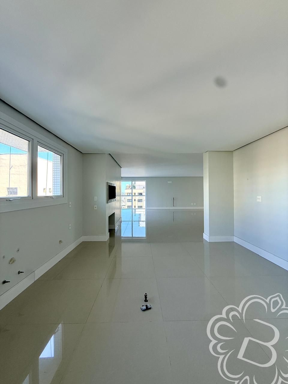 https://www.imoveisbliss.com.br/img/m/0/0/arquivos/8037770499759ec150eb4f5f3418e56c4c82fb2a.jpg