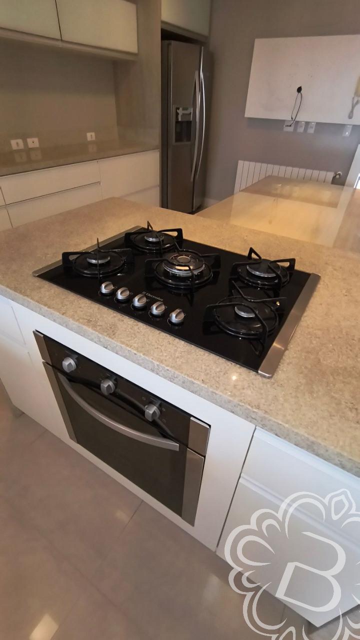 Eiffel Residence Exposição