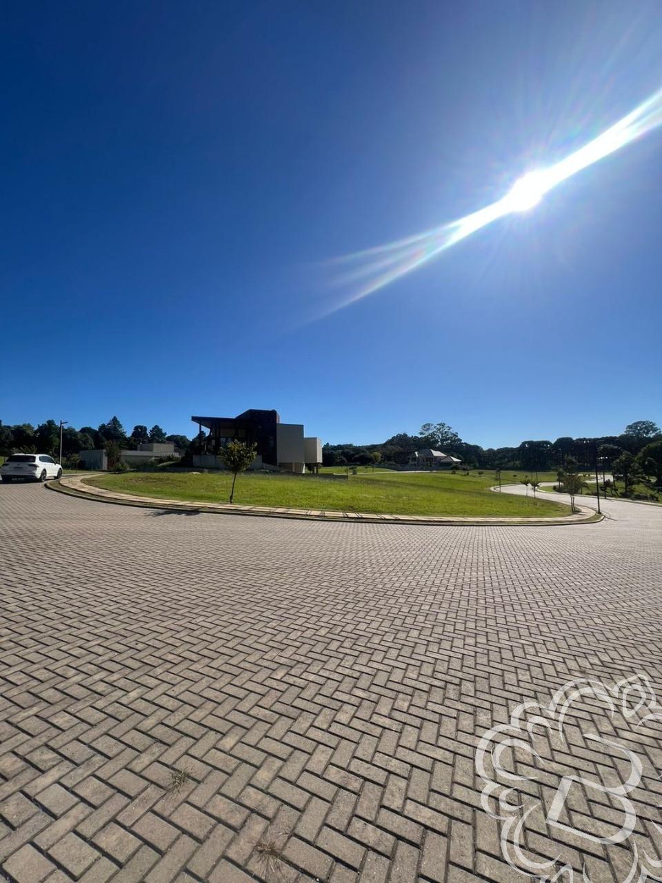 https://www.imoveisbliss.com.br/img/m/0/0/arquivos/82dbc3320dfcd0e04300b0f9046299b3f0acbd0c.jpg