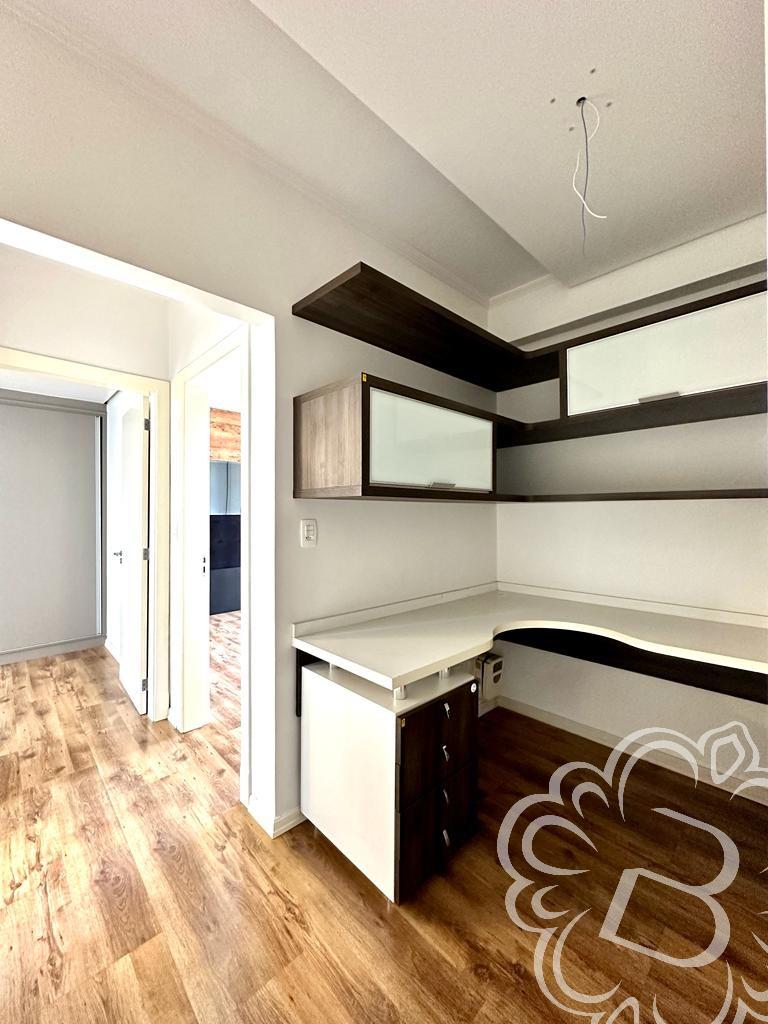 https://www.imoveisbliss.com.br/img/m/0/0/arquivos/8a17c11920fef0c767891f42612a21310b189f3b.jpg