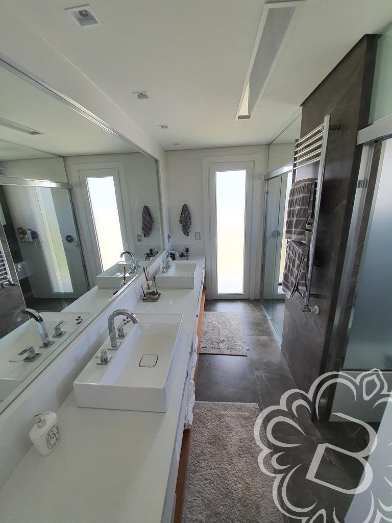 https://www.imoveisbliss.com.br/img/m/0/0/arquivos/94c5d15c3baca5619860e2af377dd0630fc44767.jpg