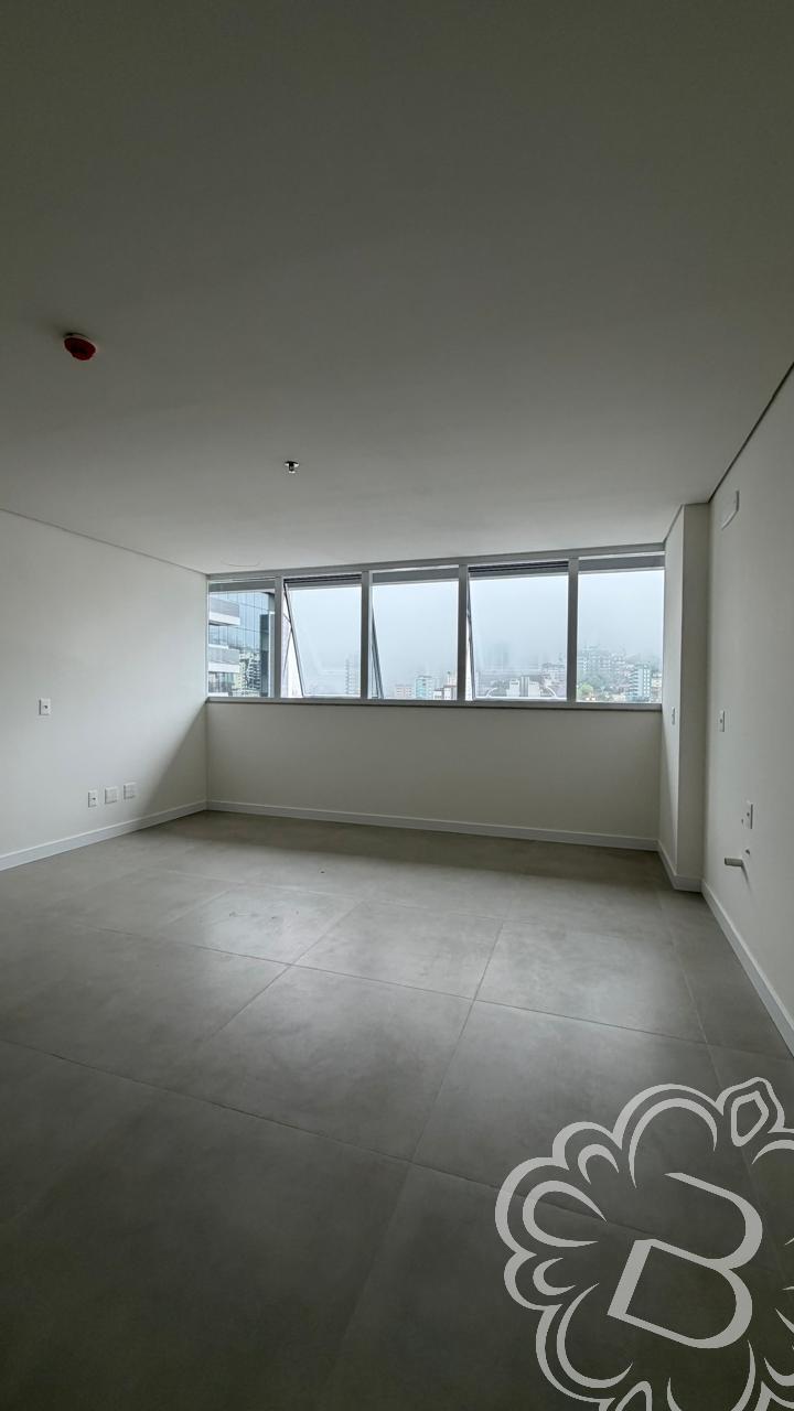 https://www.imoveisbliss.com.br/img/m/0/0/arquivos/95d442cb43ed72557d20f85983ffc362c6932a26.jpg