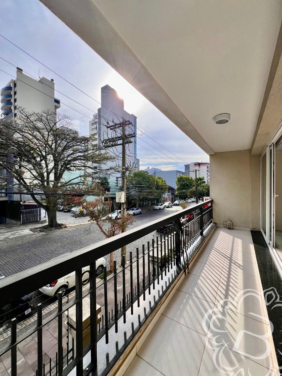 https://www.imoveisbliss.com.br/img/m/0/0/arquivos/9c494f07a2165bde8a4f704f4c9f39acbd4bd2e4.jpg